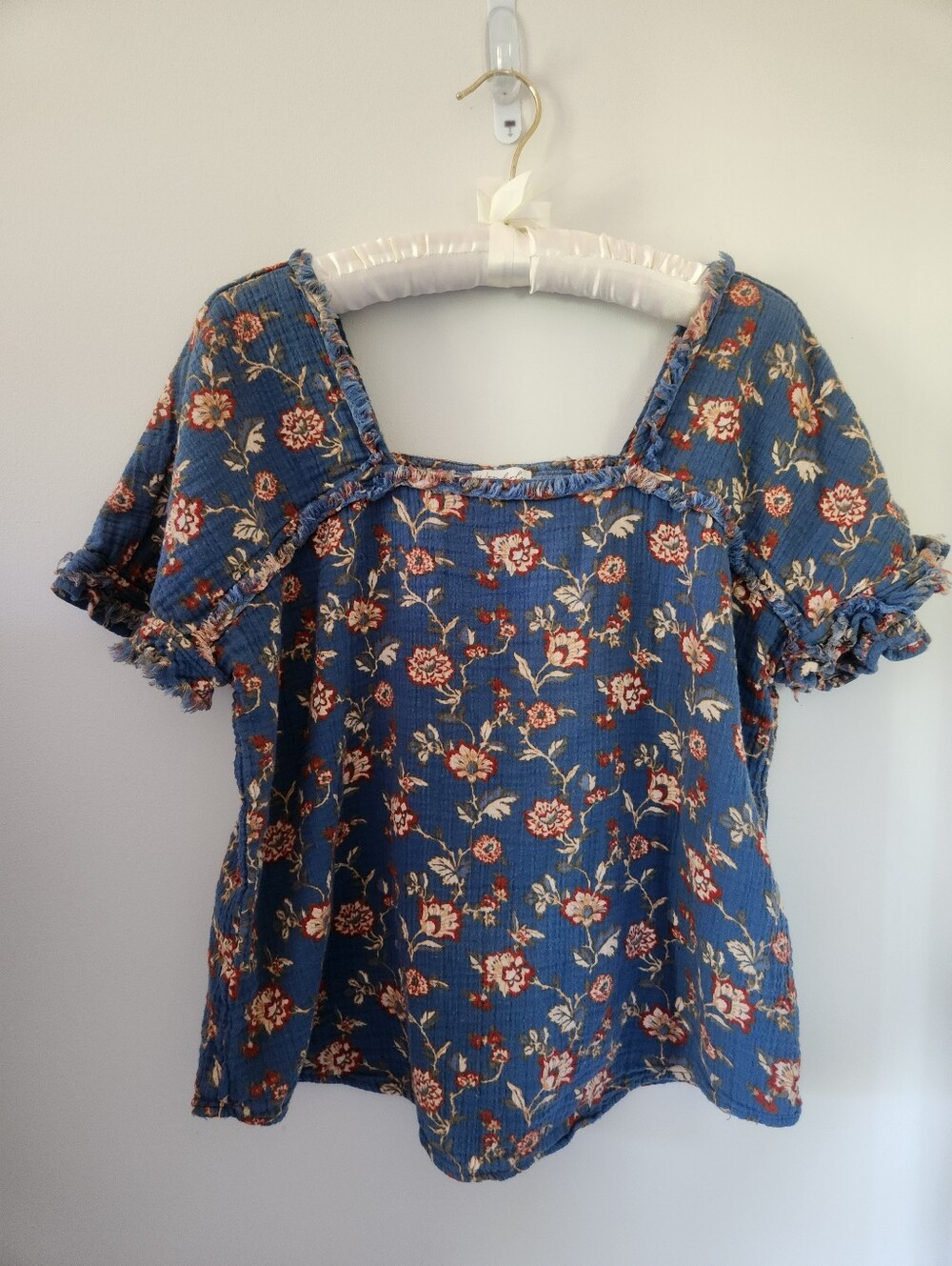 Wonderly Blue Floral Square-Neck Women's Top 100% Cotton